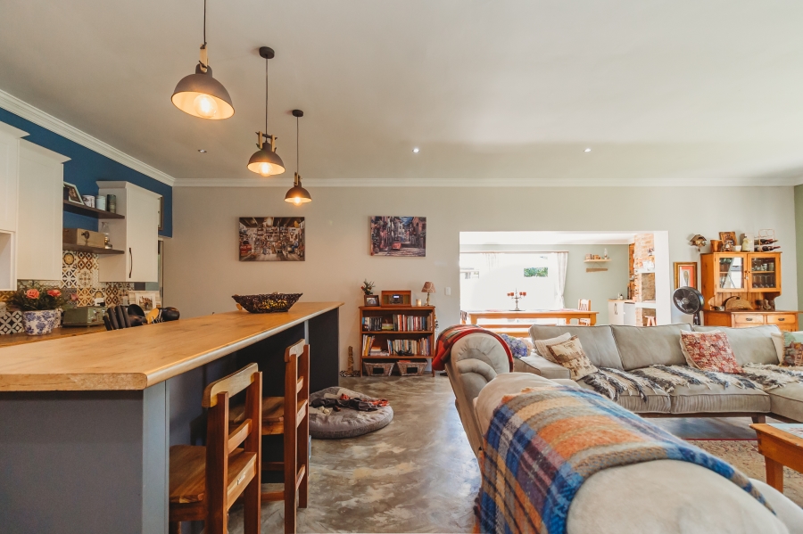 5 Bedroom Property for Sale in Heather Park Western Cape